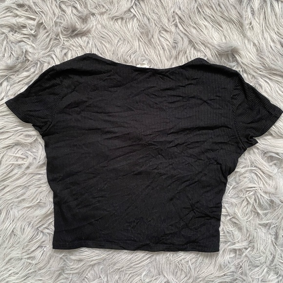 Garage crop top - Picture 2 of 3